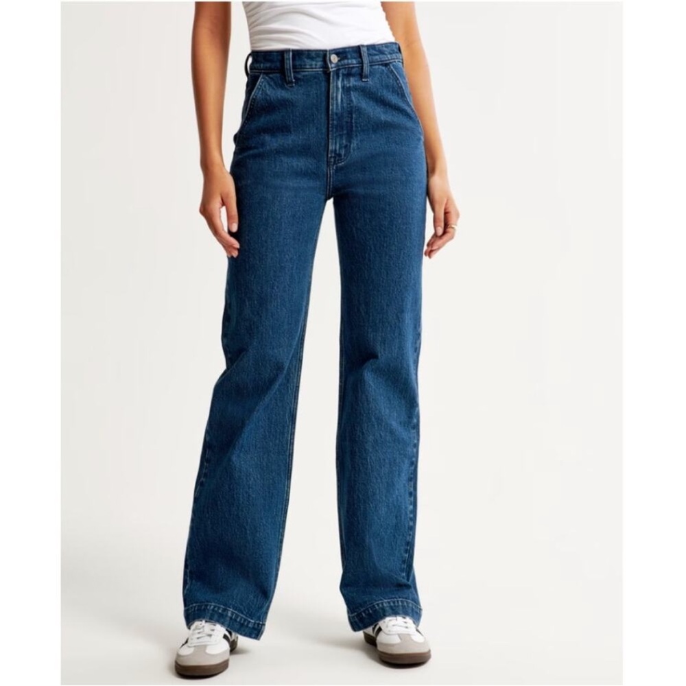 Abercrombie & Fitch The '90s Relaxed Dark Fit High Rise size 12R NWOT